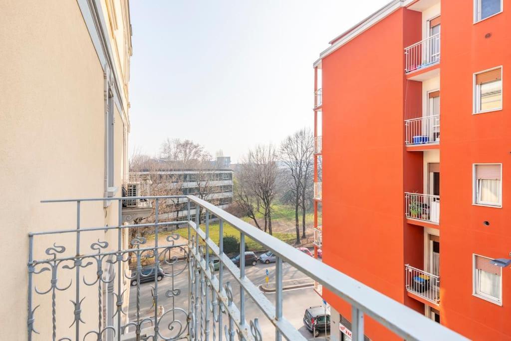 Modern Apartment In Milano Centrale Next To Metro M5 - Sarca 73 Eksteriør billede