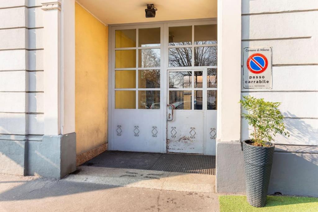 Modern Apartment In Milano Centrale Next To Metro M5 - Sarca 73 Eksteriør billede